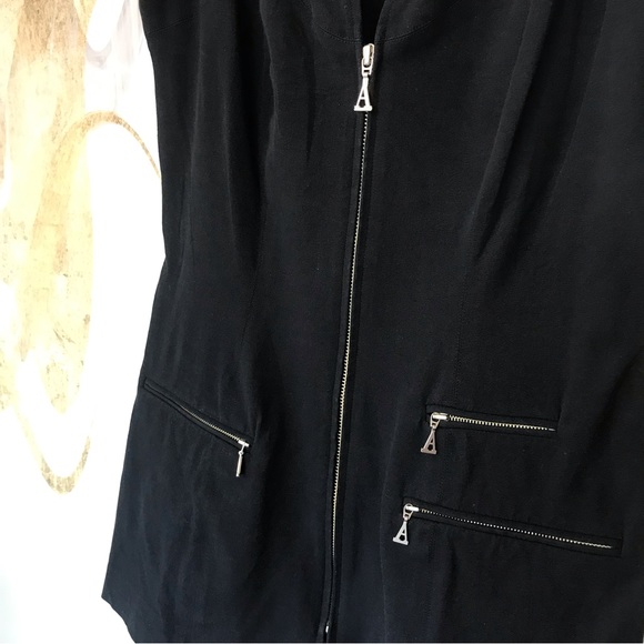 ANNE KLEIN | Vintage Black Sleeveless Top w/ Front Zipper & 3 Zipped Pockets - Picture 4 of 16